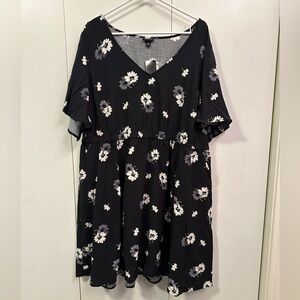 Torrid Daisy design dress